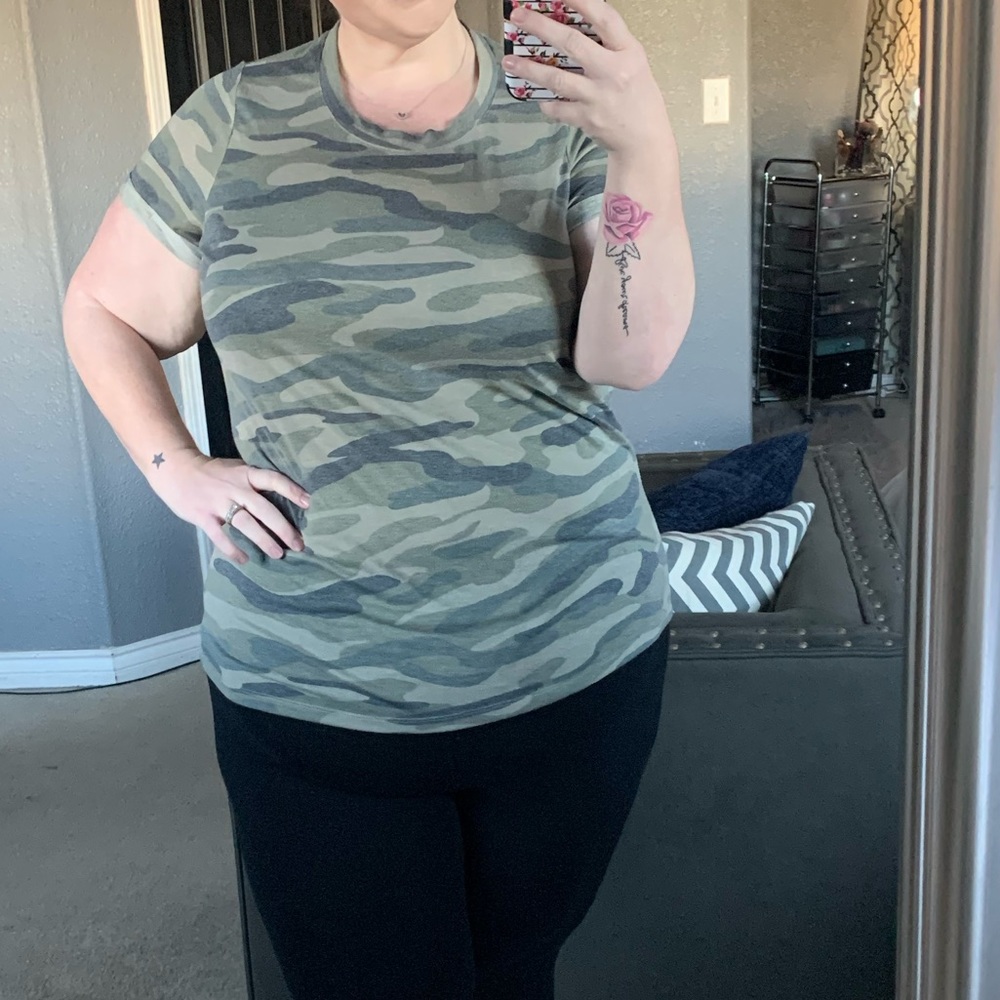 Torrid size 3 Camo print tee